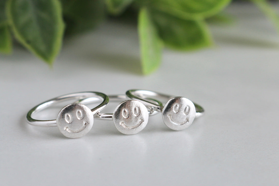 Smiley Face Ring