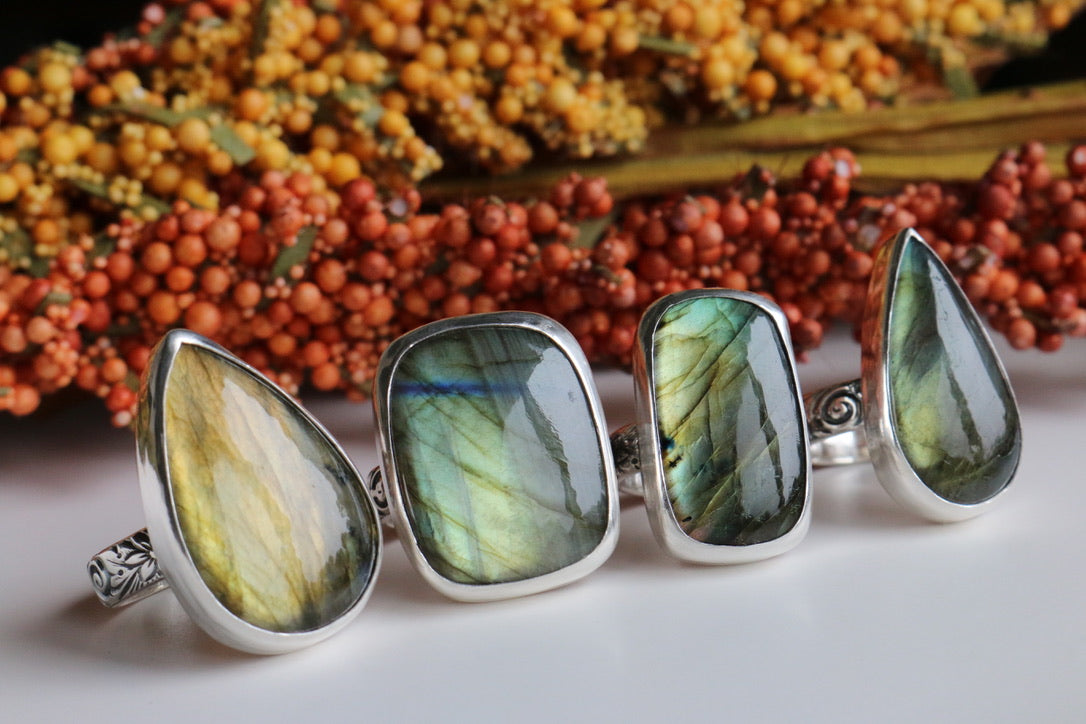 flashy labradorite on floral ring bands